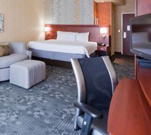 Courtyard by Marriott Rochester/St Mary Room