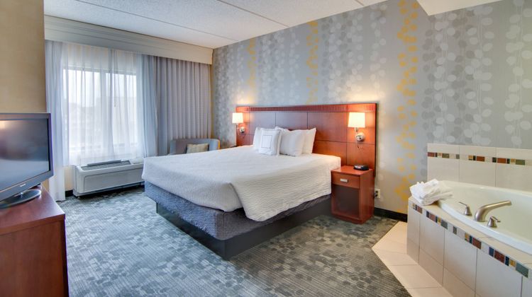 Courtyard by Marriott Rochester/St Mary Pool