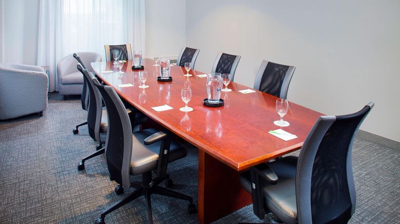 <b>Courtyard by Marriott Roanoke Airport Meeting</b>. Images powered by <a href="https://www.leonardoworldwide.com/" title="Leonardo Worldwide" target="_blank">Leonardo</a>.