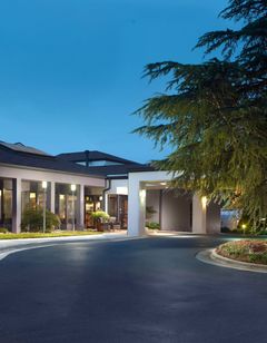 Courtyard by Marriott Raleigh Midtown