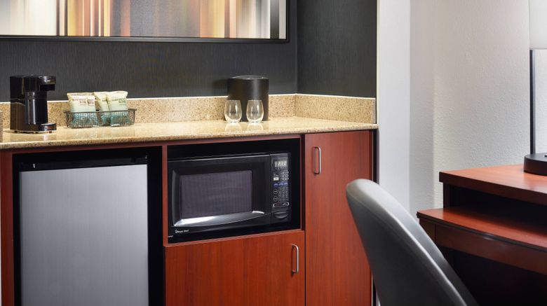 <b>Courtyard by Marriott Raleigh Midtown Suite</b>. Images powered by <a href="https://www.leonardoworldwide.com/" title="Leonardo Worldwide" target="_blank">Leonardo</a>.