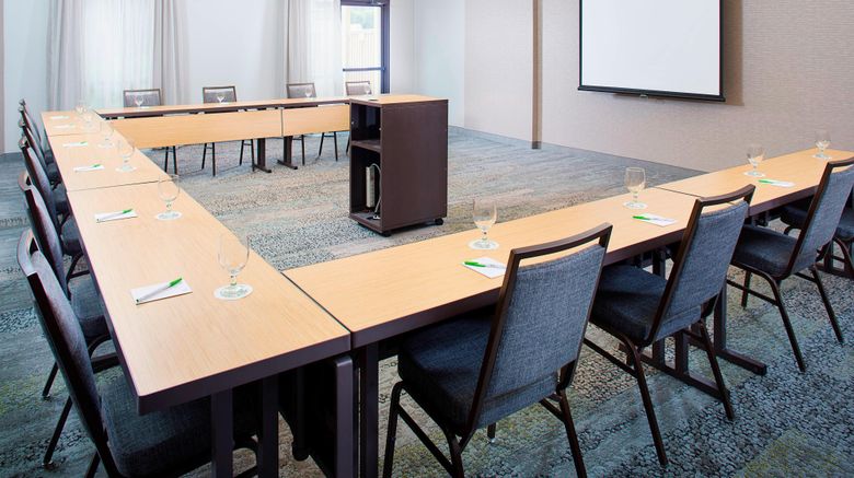 <b>Courtyard by Marriott Roanoke Airport Meeting</b>. Images powered by <a href="https://www.leonardoworldwide.com/" title="Leonardo Worldwide" target="_blank">Leonardo</a>.