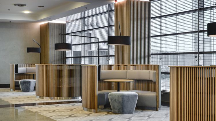 Courtyard by Marriott Warsaw Intl Arpt Lobby