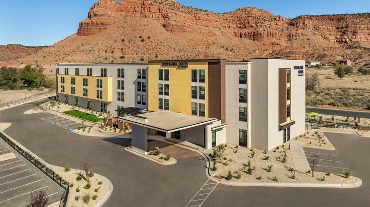 SpringHill Suites Kanab Exterior