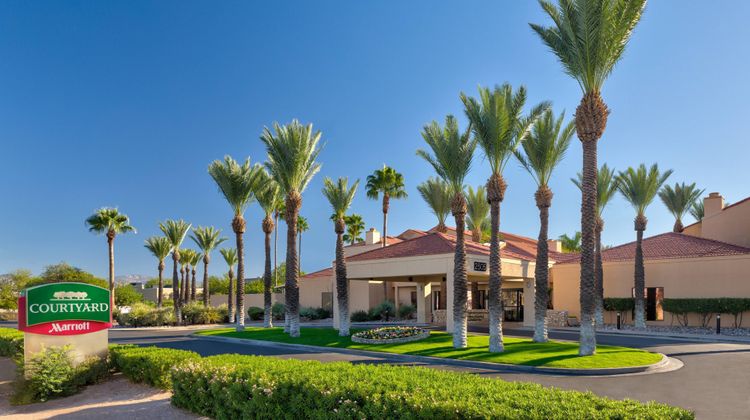 Courtyard Tucson Airport Exterior