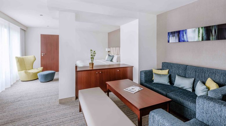 <b>Courtyard by Marriott Munich City Center Room</b>. Images powered by <a href="https://www.leonardoworldwide.com/" title="Leonardo Worldwide" target="_blank">Leonardo</a>.