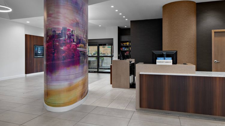 Courtyard by Marriott Edmonton Downtown Lobby