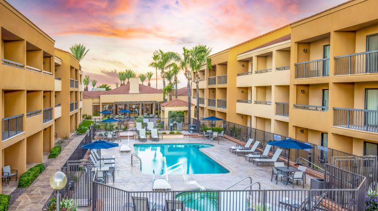 Courtyard Tucson Airport Pool