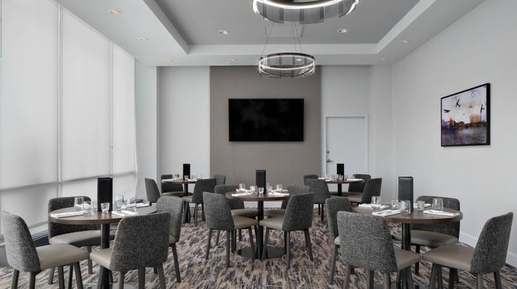 Courtyard by Marriott Edmonton Downtown Meeting
