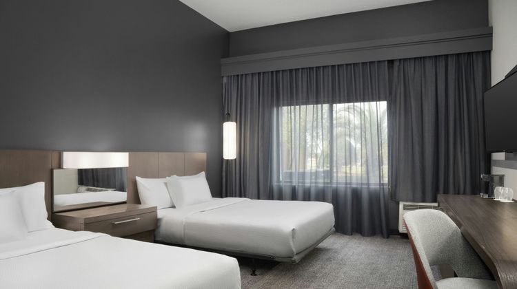 Courtyard by Marriott Lakeland Room