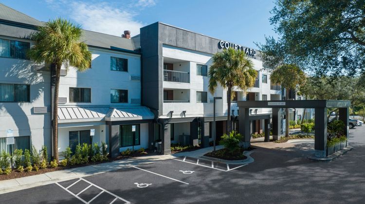 Courtyard Tampa North/I-75 Fletcher Exterior