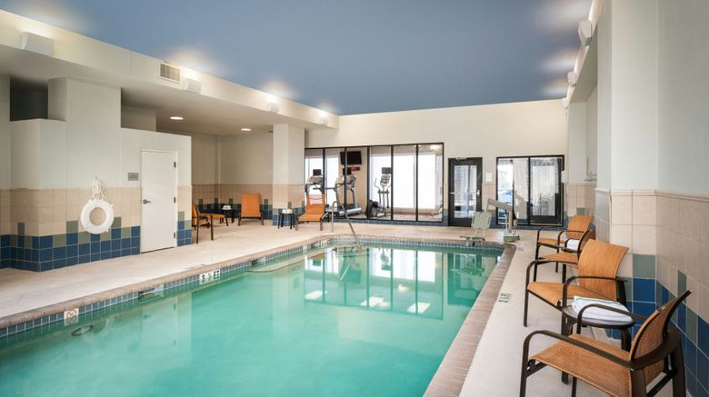 <b>Courtyard St Petersburg Downtown Pool</b>. Images powered by <a href="https://www.leonardoworldwide.com/" title="Leonardo Worldwide" target="_blank">Leonardo</a>.