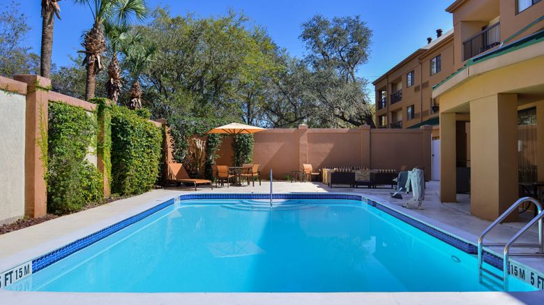<b>Courtyard Tampa North/I-75 Fletcher Pool</b>. Images powered by <a href="https://www.leonardoworldwide.com/" title="Leonardo Worldwide" target="_blank">Leonardo</a>.