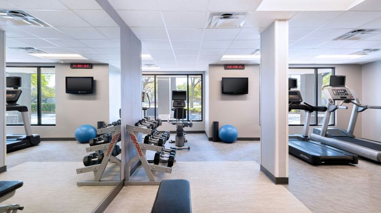 Courtyard Tampa North/I-75 Fletcher Health Club