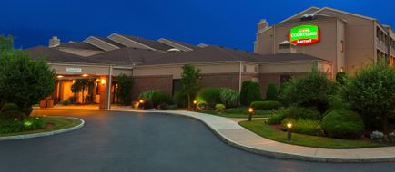 Courtyard by Marriott Rochester Brighton Exterior
