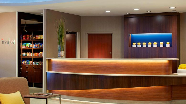 <b>Courtyard Minneapolis St Paul/Roseville Lobby</b>. Images powered by <a href="https://www.leonardoworldwide.com/" title="Leonardo Worldwide" target="_blank">Leonardo</a>.