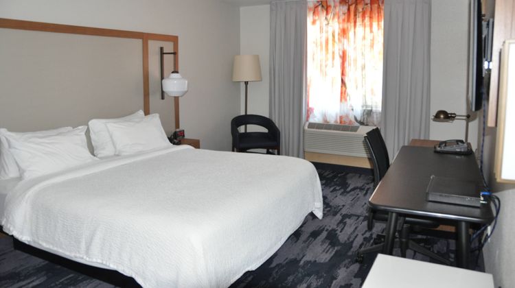 Fairfield Inn Room