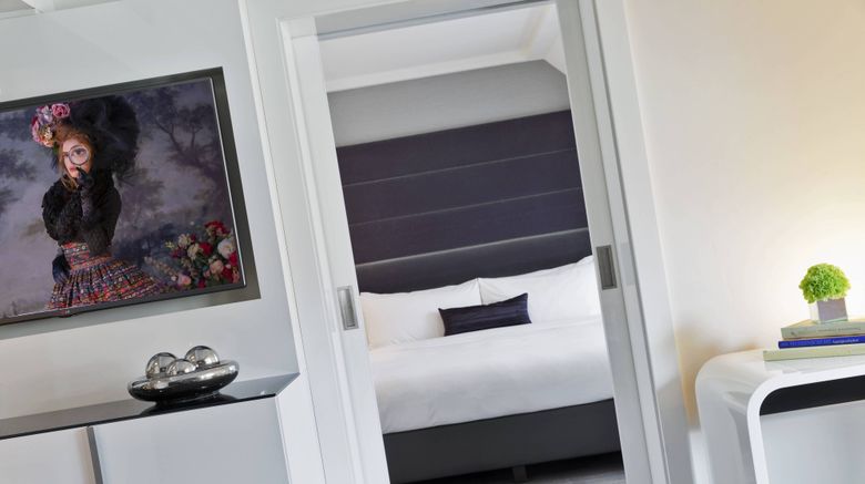 <b>Renaissance Wien Hotel Suite</b>. Images powered by <a href="https://www.leonardoworldwide.com/" title="Leonardo Worldwide" target="_blank">Leonardo</a>.