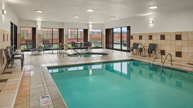 <b>Courtyard Minneapolis St Paul/Roseville Pool</b>. Images powered by <a href="https://www.leonardoworldwide.com/" title="Leonardo Worldwide" target="_blank">Leonardo</a>.
