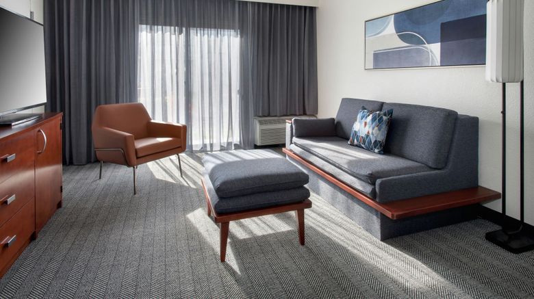 <b>Courtyard Silver Spring North/White Oak Suite</b>. Images powered by <a href="https://www.leonardoworldwide.com/" title="Leonardo Worldwide" target="_blank">Leonardo</a>.