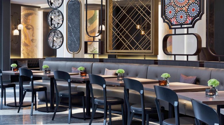 <b>Renaissance Wien Hotel Restaurant</b>. Images powered by <a href="https://www.leonardoworldwide.com/" title="Leonardo Worldwide" target="_blank">Leonardo</a>.