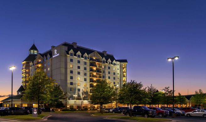 Renaissance Tulsa Hotel & Convention Ctr Exterior