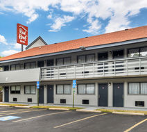 Red Roof Inn Greenville Exterior