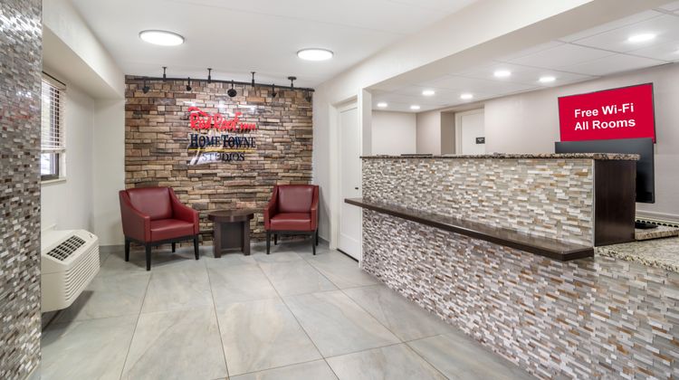Red Roof Inn Greenville Lobby