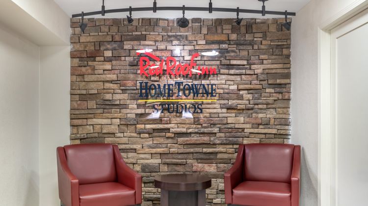 Red Roof Inn Greenville Lobby
