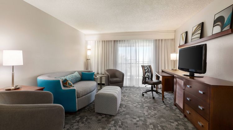 Courtyard Lubbock Suite