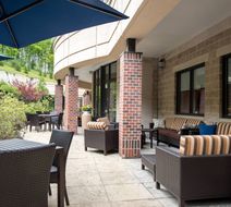 Courtyard by Marriott Hanover/Lebanon Exterior
