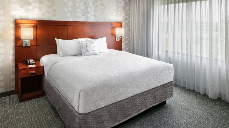 Courtyard by Marriott Bethlehem Lehigh V Suite