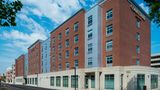 Courtyard by Marriott Edgewater NYC Area Exterior