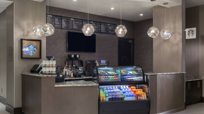 <b>Courtyard by Marriott Edgewater NYC Area Restaurant</b>. Images powered by <a href="https://www.leonardoworldwide.com/" title="Leonardo Worldwide" target="_blank">Leonardo</a>.
