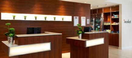 Courtyard by Marriott Aberdeen Airport Lobby