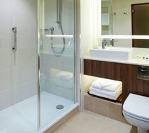 Courtyard by Marriott Aberdeen Airport Room