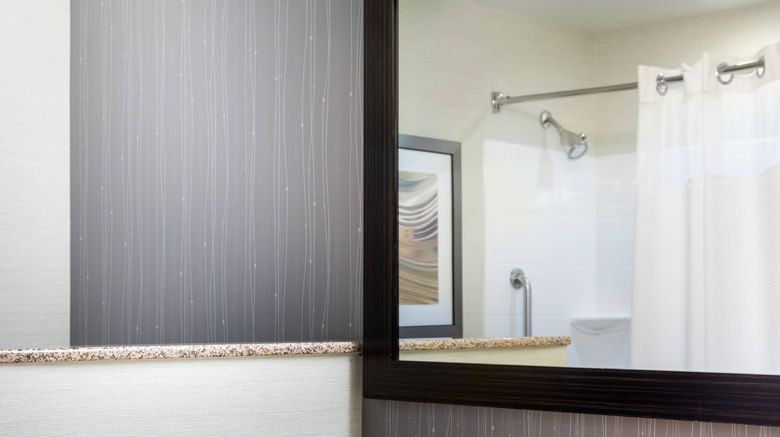 <b>Courtyard by Marriott Denton Room</b>. Images powered by <a href="https://www.leonardoworldwide.com/" title="Leonardo Worldwide" target="_blank">Leonardo</a>.