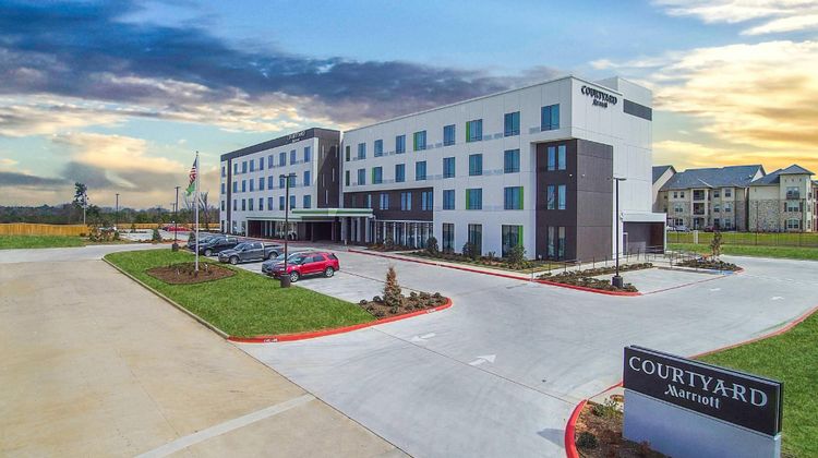 Courtyard Longview North Exterior