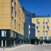 Courtyard London Heathrow Airport