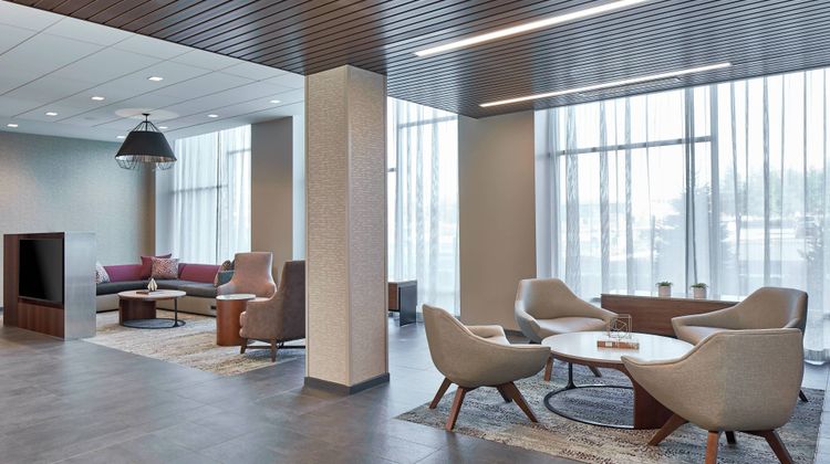 Courtyard by Marriott Albany Airport Lobby