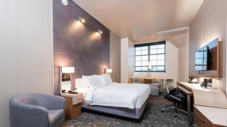 <b>Courtyard Waterloo Cedar Falls Room</b>. Images powered by <a href="https://www.leonardoworldwide.com/" title="Leonardo Worldwide" target="_blank">Leonardo</a>.