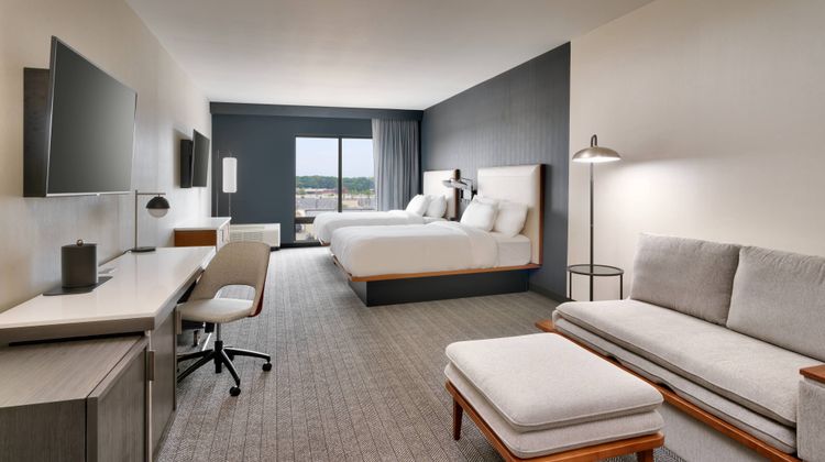 Courtyard Ames Suite