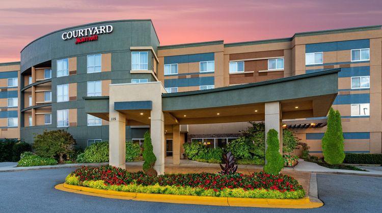 Courtyard Atlanta McDonough Exterior