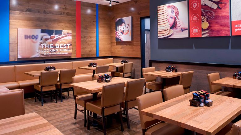 <b>Courtyard by Marriott Detroit Downtown Restaurant</b>. Images powered by <a href="https://www.leonardoworldwide.com/" title="Leonardo Worldwide" target="_blank">Leonardo</a>.