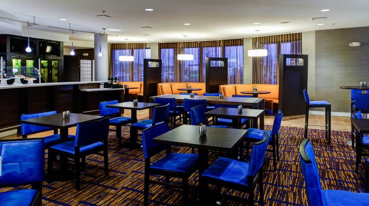 Courtyard Atlanta Airport West Restaurant