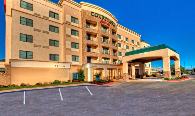 Courtyard by Marriott Midland Odessa Exterior