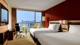 <b>Courtyard by Marriott Duesseldorf Hafen Room</b>. Images powered by <a href="https://www.leonardoworldwide.com/" title="Leonardo Worldwide" target="_blank">Leonardo</a>.