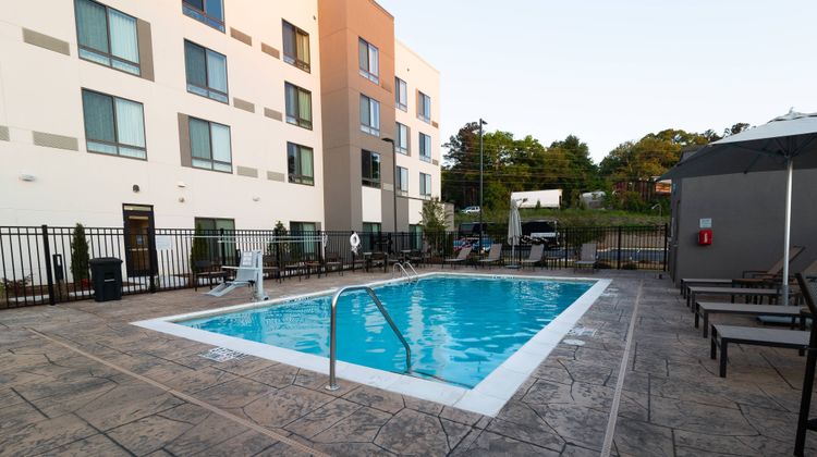 Courtyard Cartersville Pool