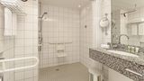 <b>Courtyard by Marriott Duesseldorf Hafen Room</b>. Images powered by <a href="https://www.leonardoworldwide.com/" title="Leonardo Worldwide" target="_blank">Leonardo</a>.