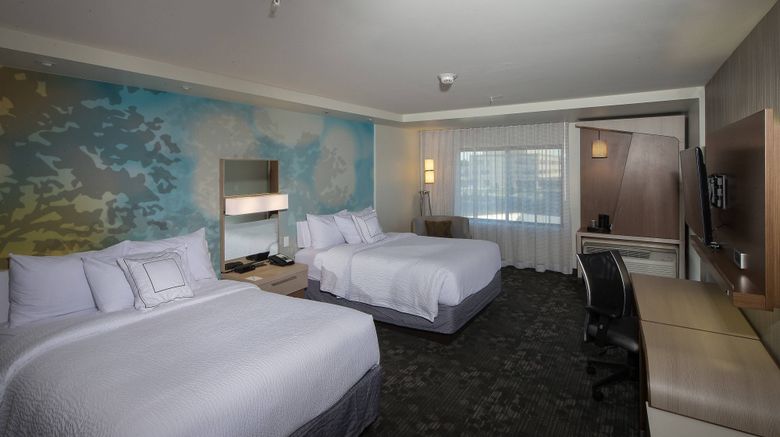 <b>Courtyard by Marriott Bay City Room</b>. Images powered by <a href="https://www.leonardoworldwide.com/" title="Leonardo Worldwide" target="_blank">Leonardo</a>.